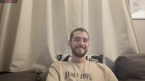 themmistokles online show from October 2025 03:45:02 PM