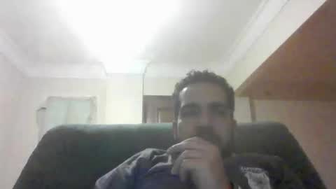 Snapshot of themodernbess chatting on December 2025 12:24:02 PM themodernbess online show from December 2025 12:24:02 PM