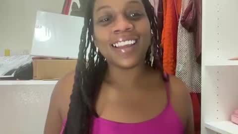 Snapshot of thenaturalgoddess chatting on May 2026 05:20:02 PM TheNaturalGoddess online show from May 2026 05:20:02 PM