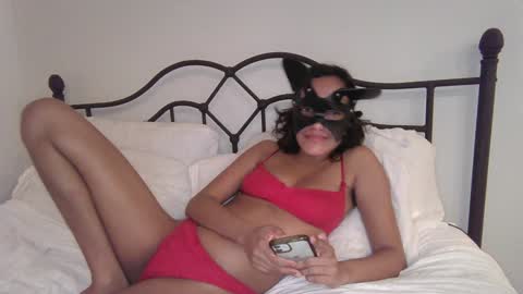 naturallovers online show from February 2025 04:21:01 AM