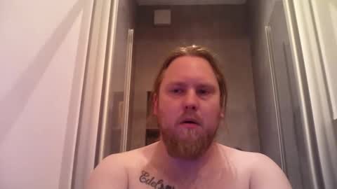 Snapshot of thenewdude1992 chatting on April 2026 07:03:02 PM thenewdude1992 online show from April 2026 07:03:02 PM