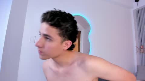 Snapshot of theohawke_ chatting on January 2025 04:59:01 PM THEO- MATEO online show from January 2025 04:59:01 PM