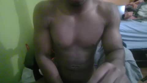 Snapshot of theoneishe chatting on May 2026 02:19:02 AM theone online show from May 2026 02:19:02 AM