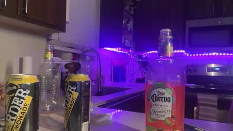 theonlylunaa online show from April 2026 04:56:01 AM