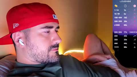 Snapshot of theoravi chatting on November 2025 03:49:01 AM Theo Ravi online show from November 2025 03:49:01 AM