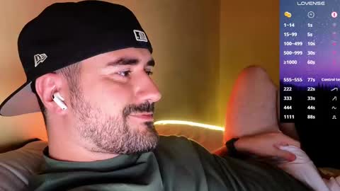 Snapshot of theoravi chatting on November 2025 03:16:02 AM Theo Ravi online show from November 2025 03:16:02 AM