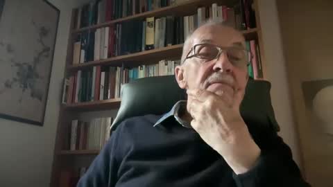 Snapshot of theowlandthe chatting on February 2025 12:03:02 PM theowlandthe online show from February 2025 12:03:02 PM
