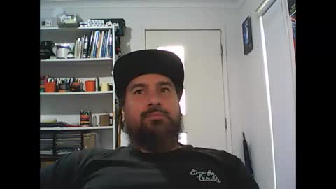 Snapshot of theozbeardguy chatting on December 2024 03:09:01 AM aussiebeard online show from December 2024 03:09:01 AM