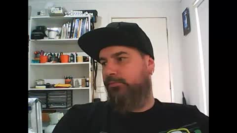 Snapshot of theozbeardguy chatting on December 2024 12:43:02 AM aussiebeard online show from December 2024 12:43:02 AM