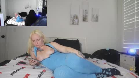 The Plug Love  Friends online show from November 2025 07:57:01 PM