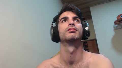 Santiago Enrique online show from January 2025 05:11:01 AM