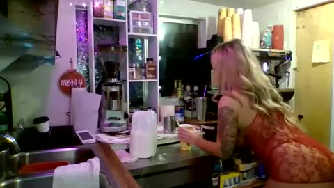 Snapshot of therealbabygofficial chatting on December 2024 01:22:01 PM therealbabygofficial online show from December 2024 01:22:01 PM