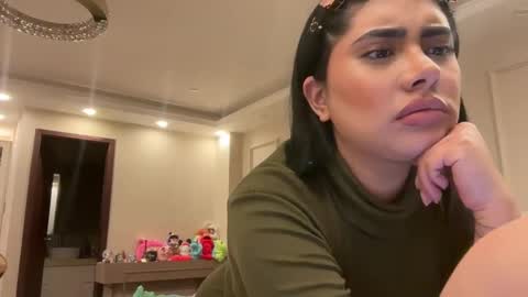 therealcamilabaddie online show from November 2025 04:01:01 AM