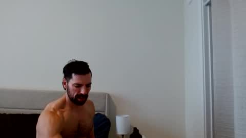 Yoshi online show from October 2025 06:40:02 PM