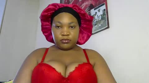 Snapshot of theshybaddie chatting on January 2025 04:34:02 AM theshybaddie online show from January 2025 04:34:02 AM