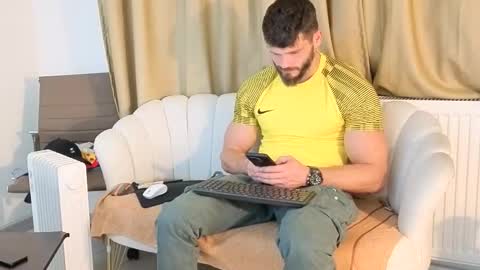 TheTop online show from November 2025 07:35:02 PM