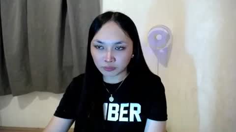 Snapshot of theunstoppable_ellaxoxo chatting on November 2025 10:37:01 AM Ella online show from November 2025 10:37:01 AM