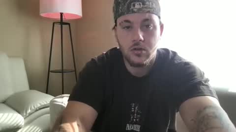 Snapshot of theviberoom chatting on September 2025 02:40:01 PM The Vibe Room online show from September 2025 02:40:01 PM