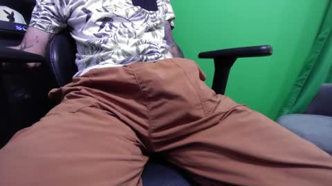 Snapshot of thevulvaaddict chatting on May 2026 08:16:02 PM TheVulvaAddict aka kuruptxxx online show from May 2026 08:16:02 PM