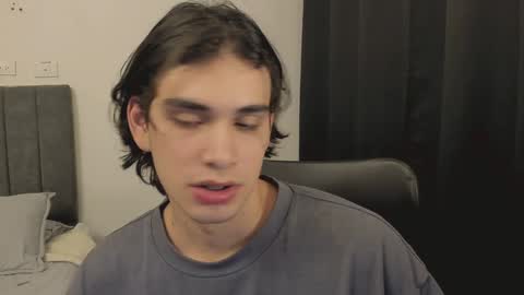 thiaan__ online show from December 2024 01:10:01 AM