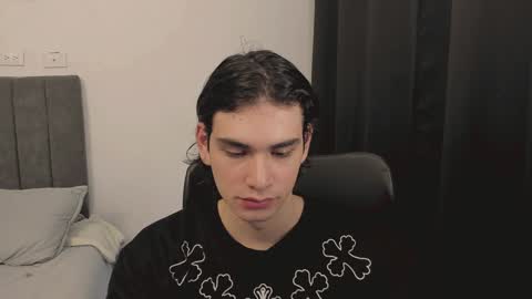 thiaan__ online show from December 2024 08:07:01 PM