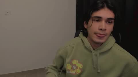 thiaan__ online show from February 2025 10:52:02 PM