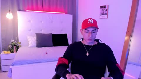 Snapshot of thiago_2003_ chatting on April 2026 02:22:02 AM Thiago online show from April 2026 02:22:02 AM