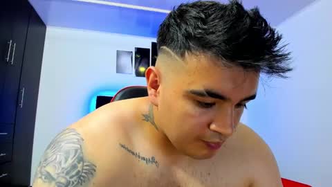 Snapshot of thiago_cp01 chatting on February 2025 05:40:01 AM Thiago online show from February 2025 05:40:01 AM