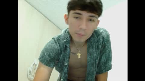 thiago_deseo69 online show from September 2025 08:36:02 PM