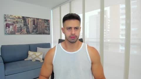 thiago_driussi online show from January 2025 01:47:01 PM