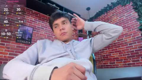 Snapshot of thiago_kozak chatting on May 2026 02:25:01 PM thiago online show from May 2026 02:25:01 PM