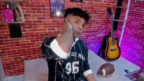 Snapshot of thiago_kozak chatting on June 2026 01:09:02 PM thiago online show from June 2026 01:09:02 PM