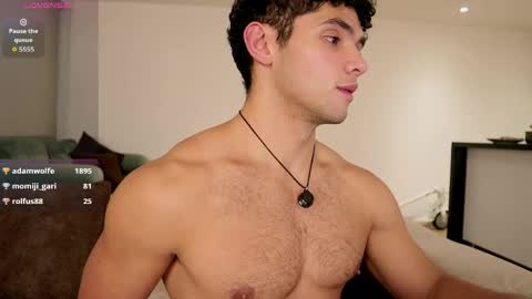 Snapshot of thiago_l chatting on May 2026 04:10:02 AM Just Thiago online show from May 2026 04:10:02 AM