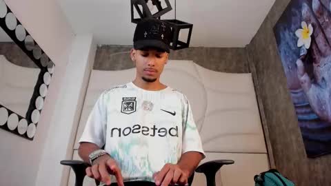 ThiagoFerreti online show from October 2025 03:59:02 AM