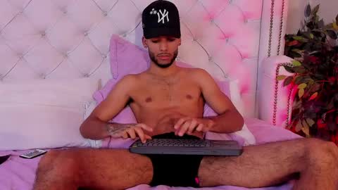 ThiagoFerreti online show from May 2026 02:19:01 AM