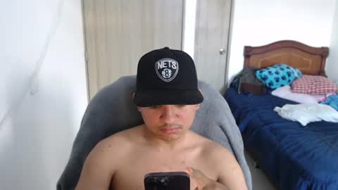 Snapshot of thiagohoyos chatting on July 2026 09:56:02 PM thiagohoyos online show from July 2026 09:56:02 PM