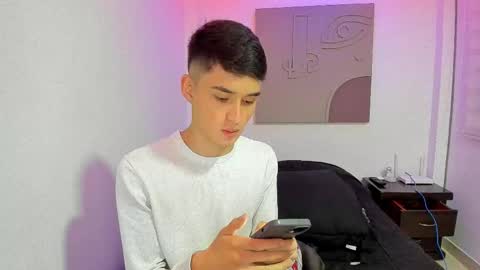 Thiago Wells online show from March 2025 08:21:01 PM