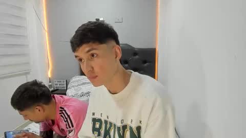 Thiago Wells online show from April 2026 02:15:02 AM