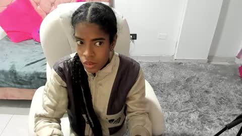 thianahorny online show from November 2025 09:23:01 AM