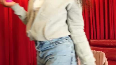 ThianaLopez online show from May 2026 09:01:01 PM