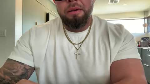 thiccbull12 online show from February 2026 09:57:02 PM