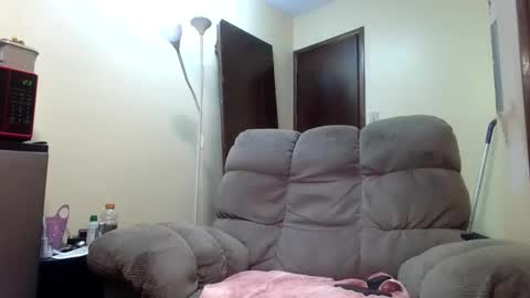 Snapshot of thicdic4 chatting on November 2025 01:48:02 AM thicdic4 online show from November 2025 01:48:02 AM