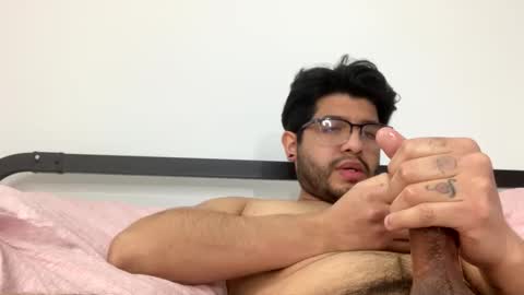 Snapshot of thickcockmatt chatting on December 2024 08:04:01 PM ThickCockMatt online show from December 2024 08:04:01 PM