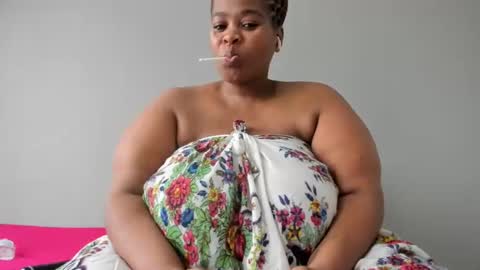 thickleeyanax online show from February 2025 11:17:02 AM