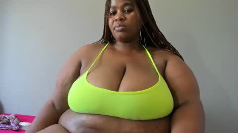 thickleeyanax online show from February 2025 08:29:02 AM