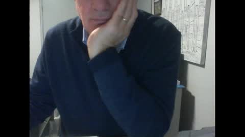 Snapshot of thickmelnik chatting on May 2026 02:14:01 PM James online show from May 2026 02:14:01 PM