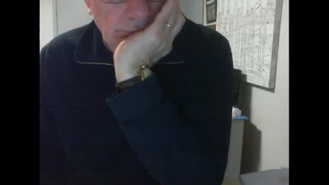 Snapshot of thickmelnik chatting on May 2026 02:57:01 PM James online show from May 2026 02:57:01 PM