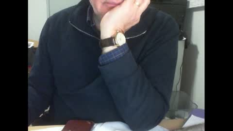 Snapshot of thickmelnik chatting on July 2026 03:18:01 PM James online show from July 2026 03:18:01 PM