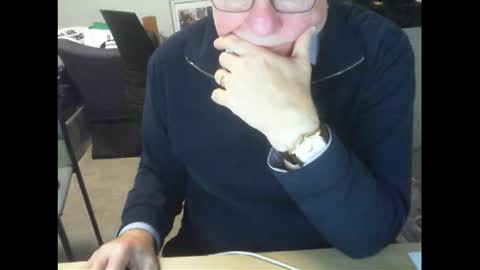 Snapshot of thickmelnik chatting on July 2026 02:13:01 PM James online show from July 2026 02:13:01 PM