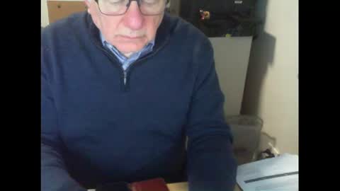 Snapshot of thickmelnik chatting on July 2026 02:27:01 PM James online show from July 2026 02:27:01 PM